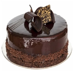 6-9 Kişilik Çikolatalı Yaş Pasta Şef İmzalı Usta